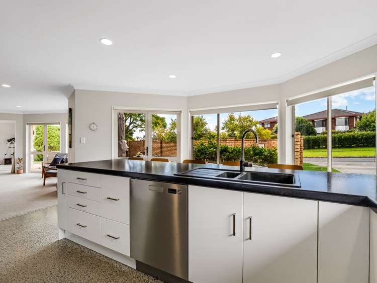 27 Percival Avenue Matua_6