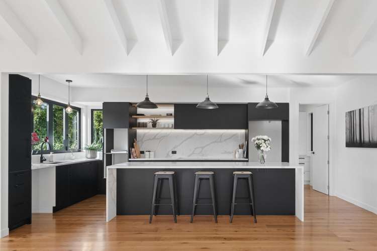 97 Carter Road Oratia_6