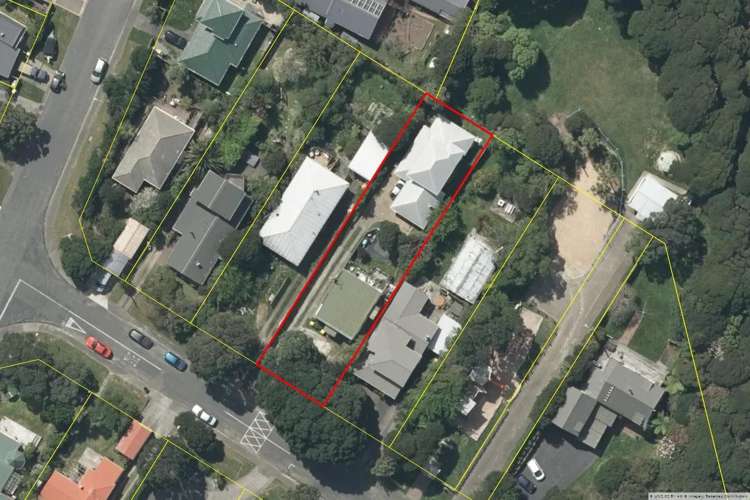 12 & 12A Wairaka Road Pukerua Bay_34