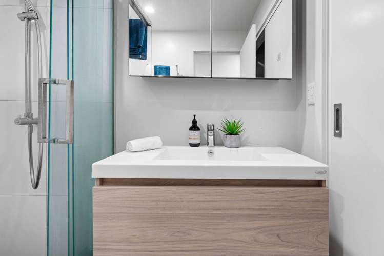 708/70 Anzac Avenue City Centre_14