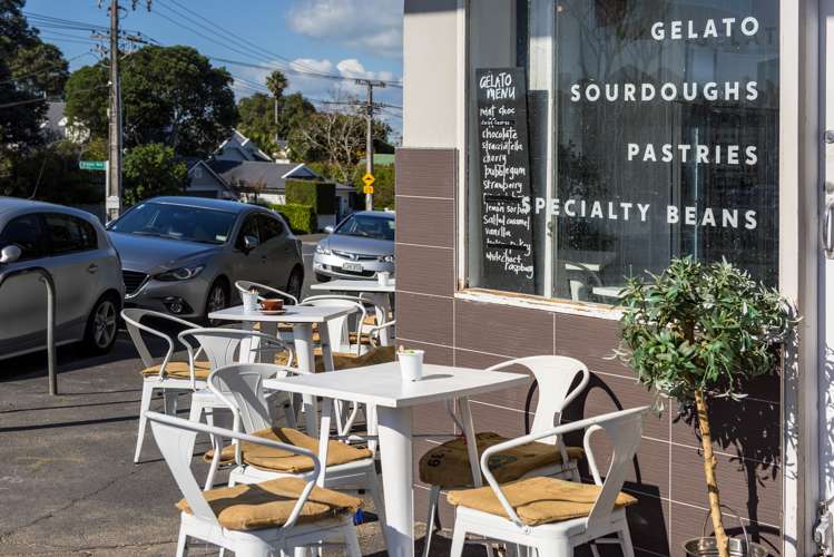 84a Vauxhall Road Narrow Neck_19