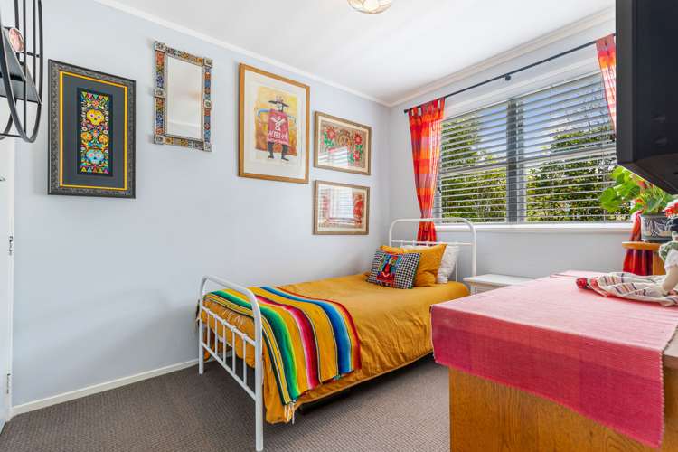 18 Taioma Crescent Te Atatu Peninsula_12