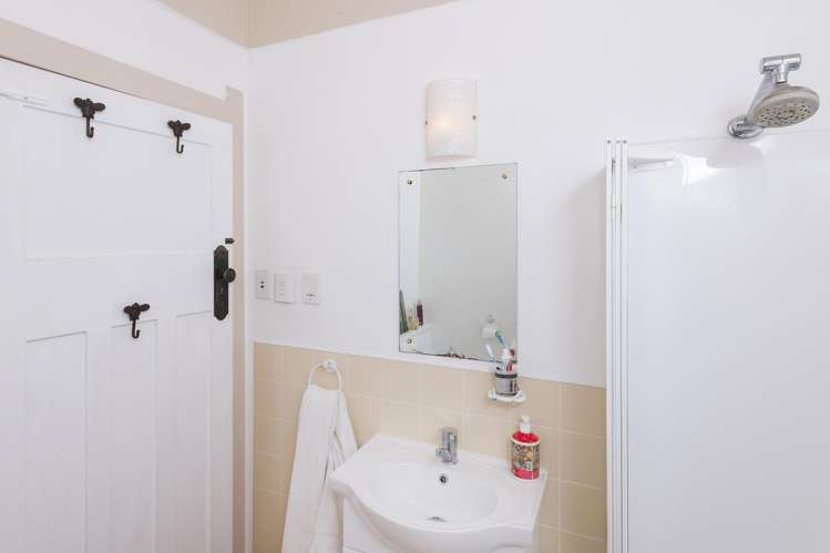 227 Clifford Street Whataupoko_10