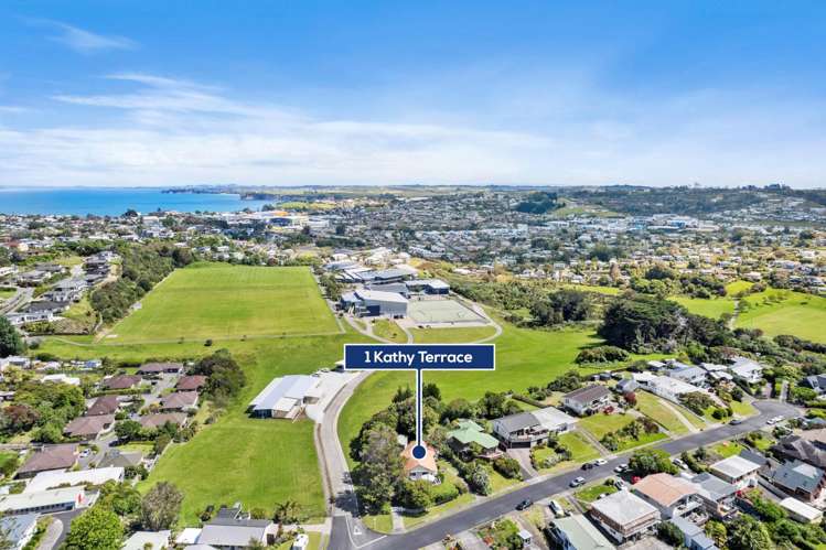 1 Kathy Terrace Stanmore Bay_21