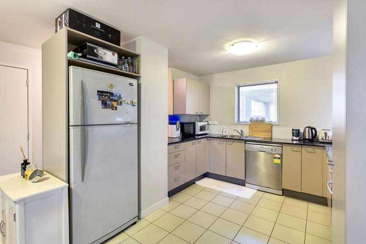 2a/20 Morning Star Place Mount Albert_6