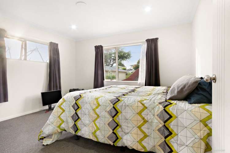 10a Sylvan Crescent Te Atatu South_9