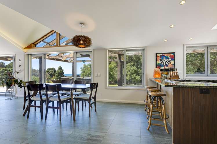 96 Fraser Road Rangihaeata_10