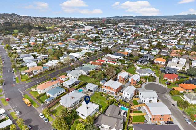 48 Premier Avenue Point Chevalier_2