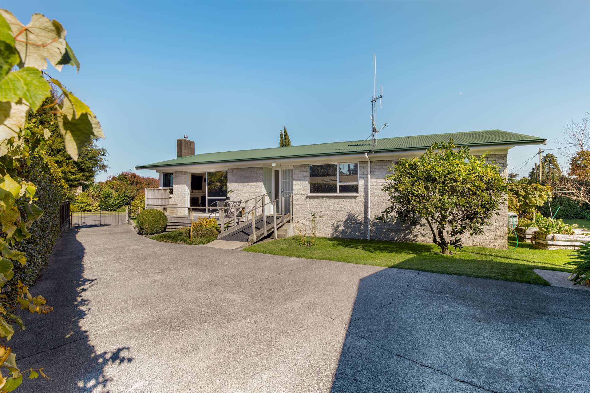 5 Housman Place Leamington_0