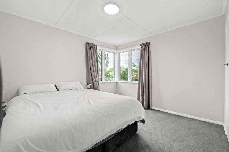 20 Pinfold Avenue Hamilton East_13