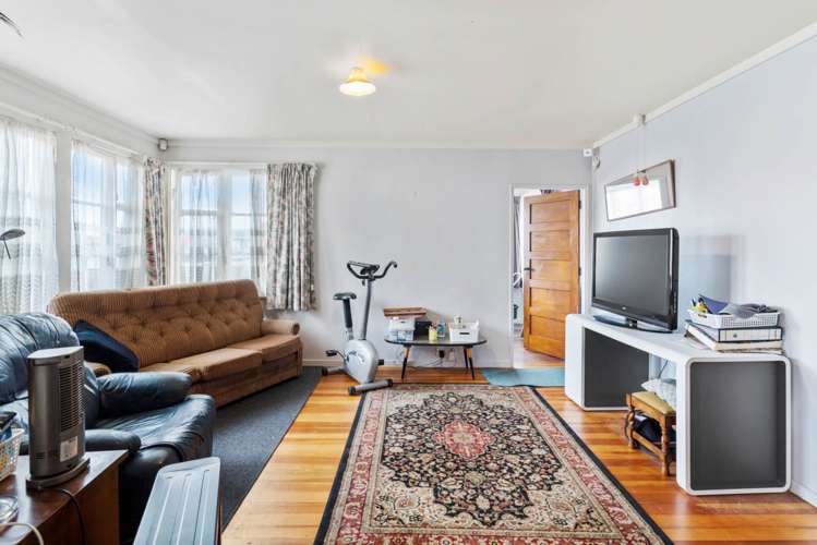 131 Rockfield Road Penrose_11