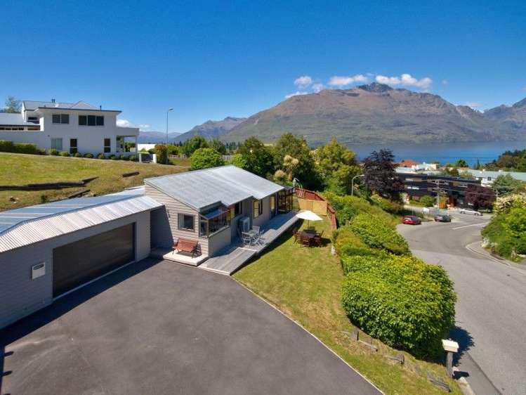 5 York Street Queenstown_24