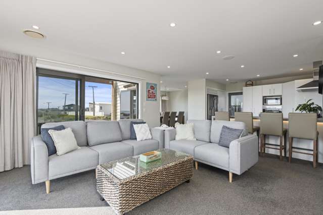 20 Ocean Beach Street Foxton Beach_3