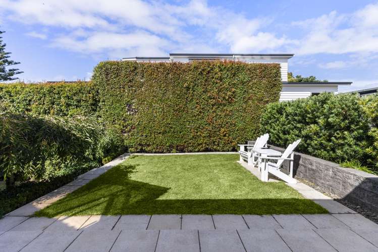 19 Mayfair Crescent Mairangi Bay_6