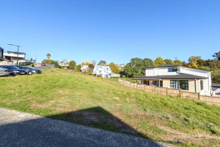 2 Arataki Views Way Glen Eden_5