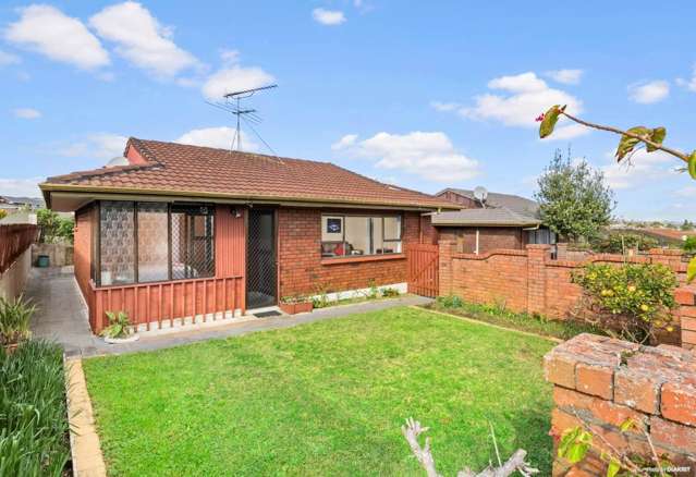 1/54 Wellington Street 10679_2