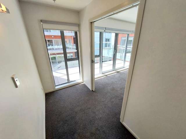 225/4 Wagener Place 1727_3