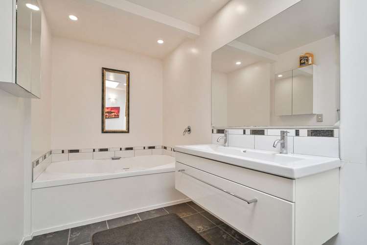 11b Awarua Crescent Havelock North_14