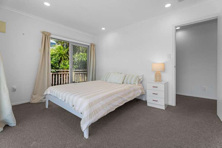 16 Erua Road Ostend_12