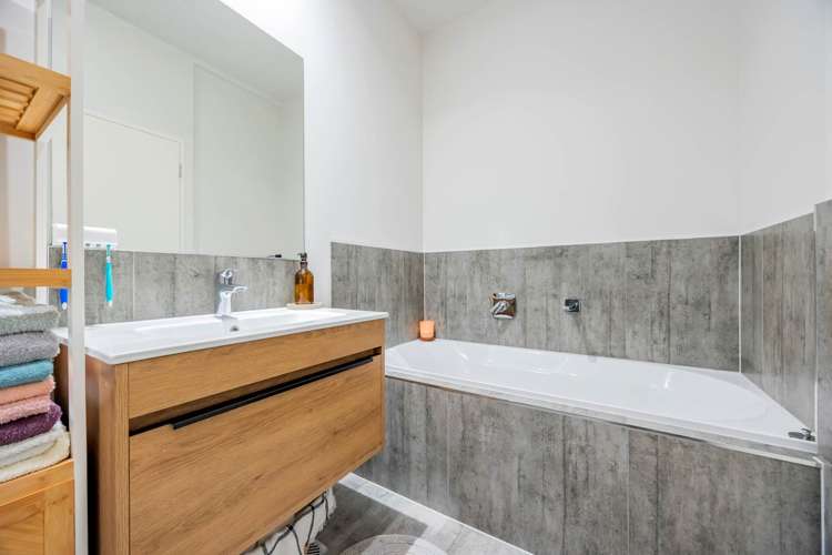 131 Tarapuka Road Westgate_16