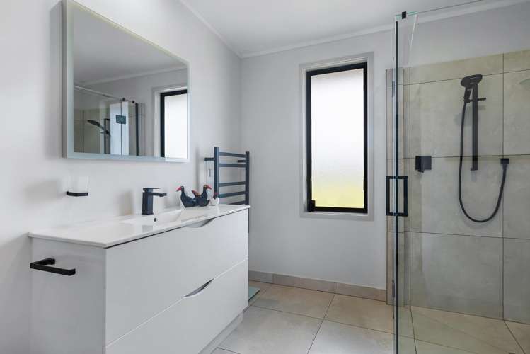 38 Elingamite Drive Pukenui_8
