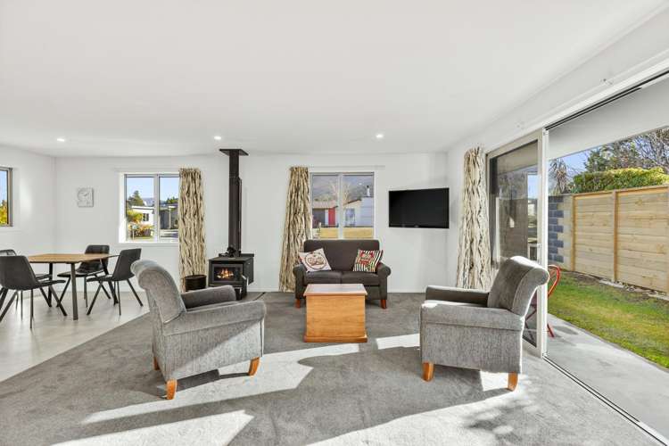 13 Bell Street Lake Hawea_7