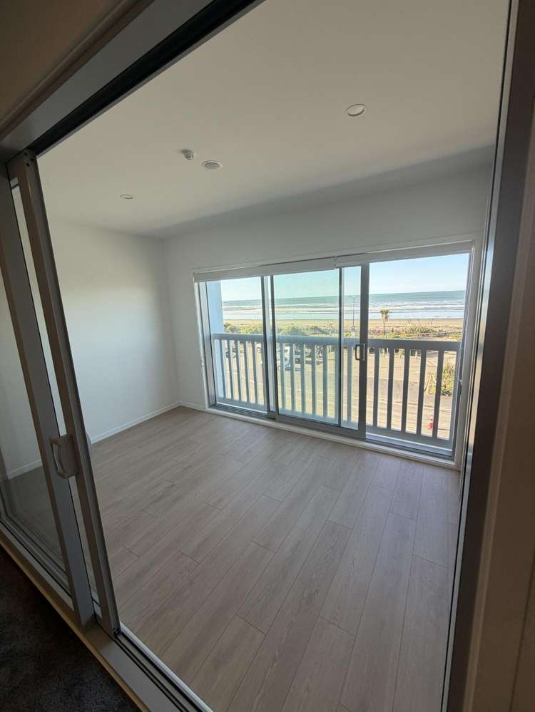  205/87 Marine Parade New Brighton_1