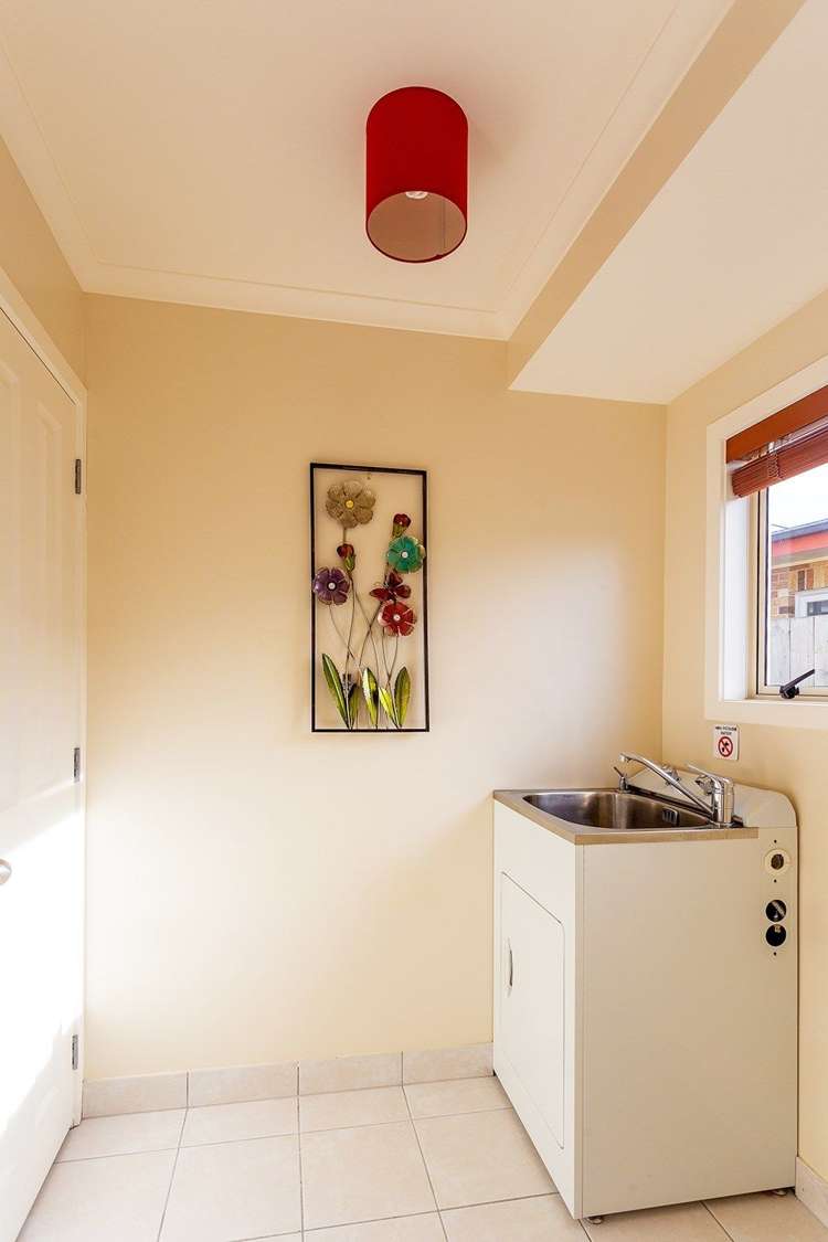 2/11 Anne Mclean Drive Bayview_13