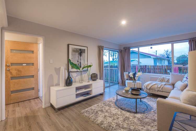 27 Sandrine Avenue Clover Park_21