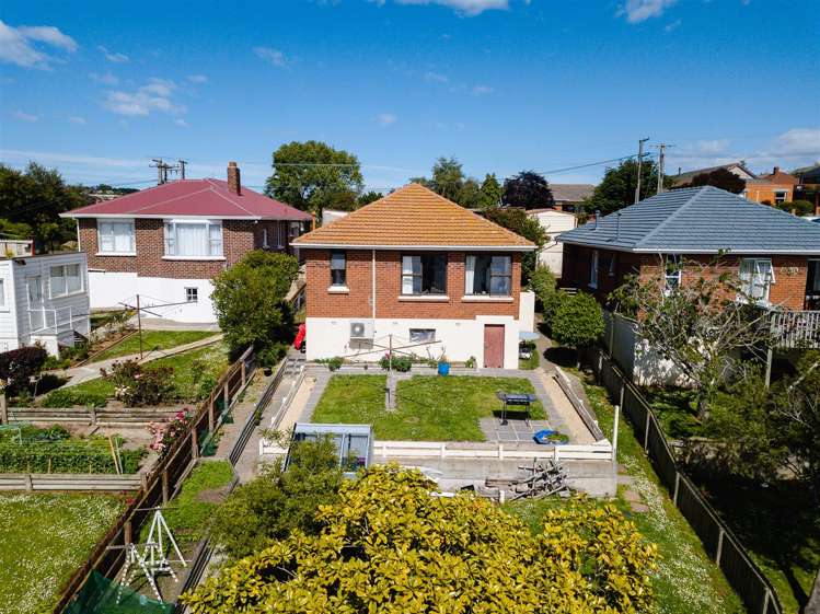 119 Riselaw Road Calton Hill_14