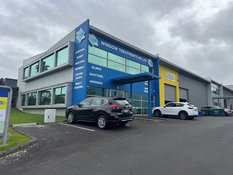 Unit A/14 Omega Street Rosedale_12