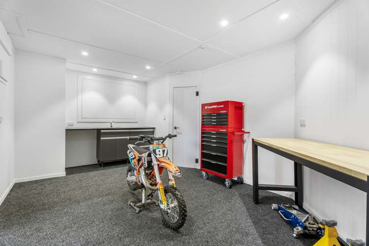 6 Dorchester Place Orewa_18