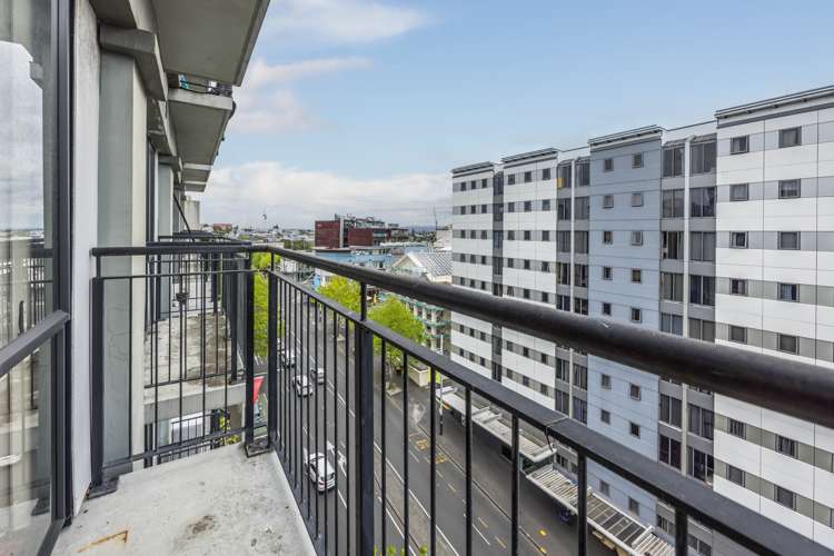 8f/508 Queen Street Auckland Central_6