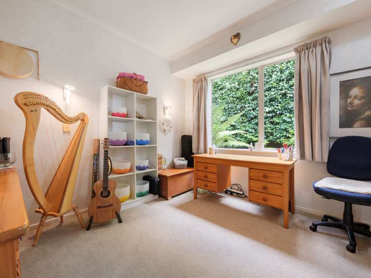 176 Carlton Street Bellevue_24