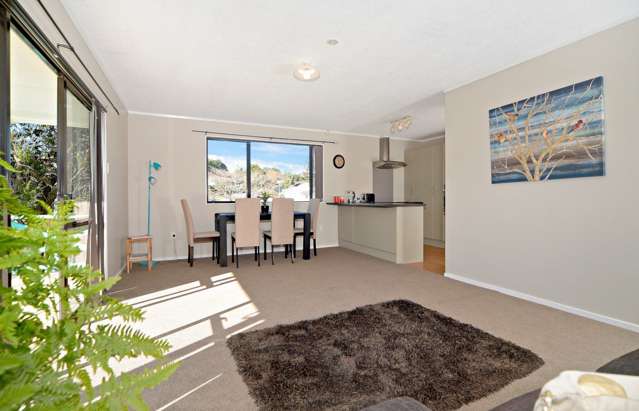 1/77 Redcrest Avenue Red Hill_4