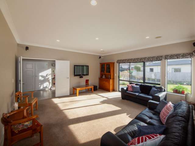 8 Cheetwood Street Churton Park_4