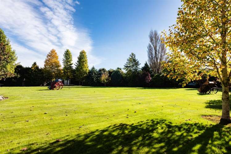 716 Harewood Road Harewood_7