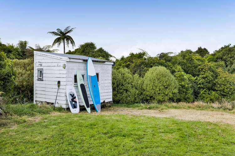 602 Pembroke Road West Stratford_29