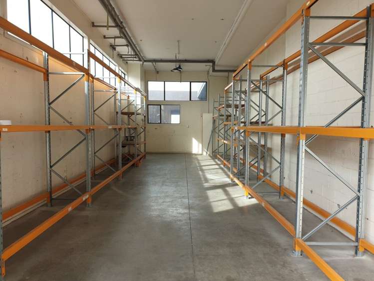 14 Waione Street Petone_7