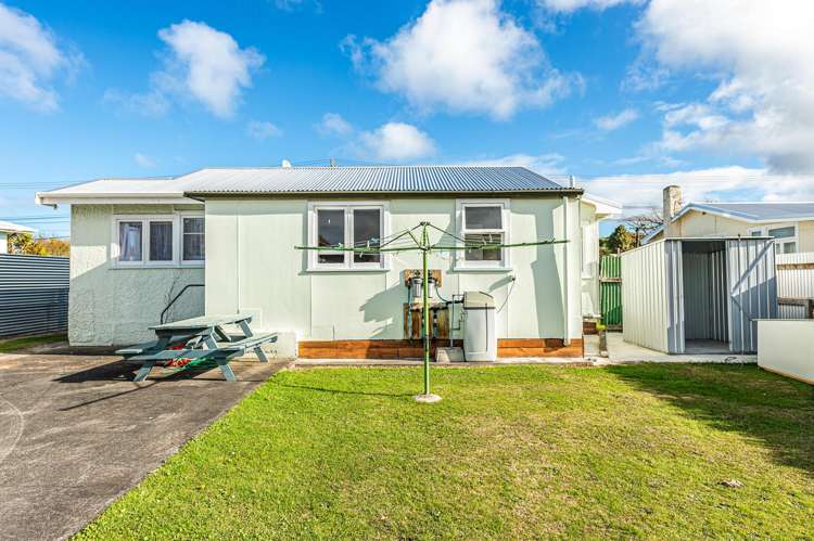 4 and 4A Kells Avenue Aramoho_15