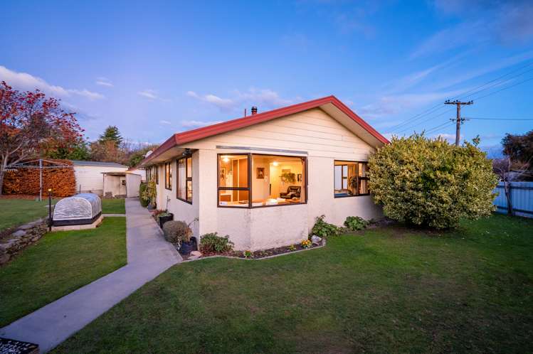 2 Aeolus Place Wanaka_12