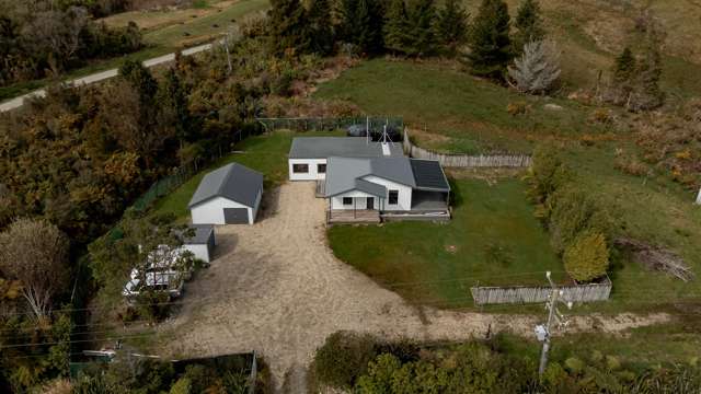 1244 Fairdown Road Waimangaroa_2