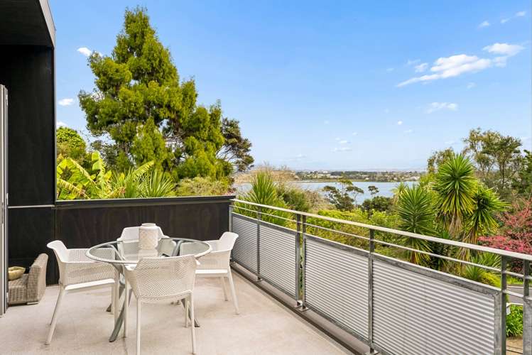 143 Attwood Road Paremoremo_7