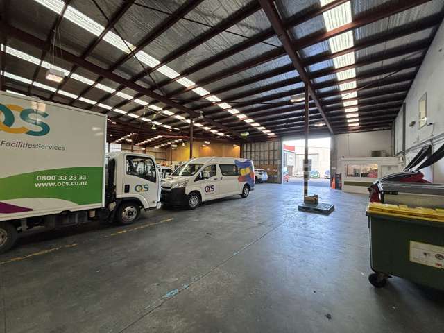 9/4-8 Glover Street Ngauranga_4