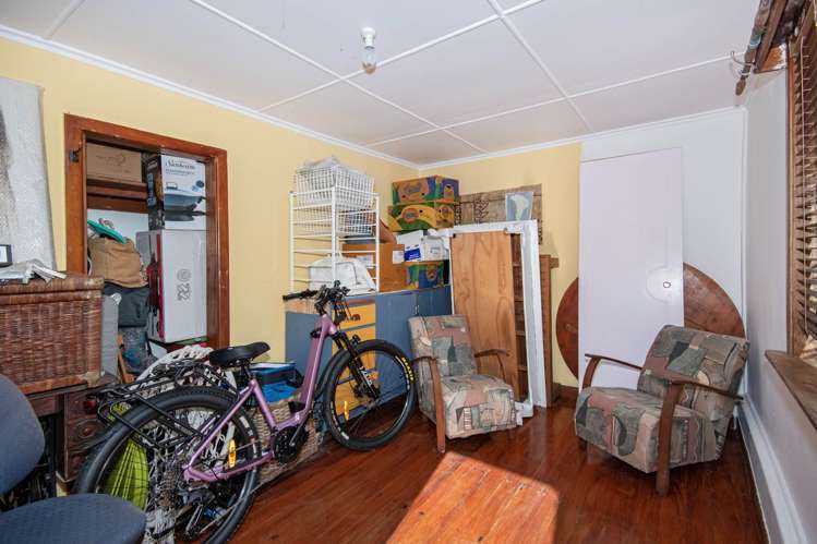 38 Ewing Road Riverside_17