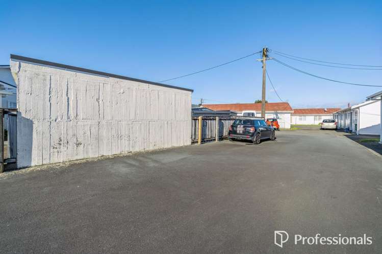3/1079 High Street Taita_19