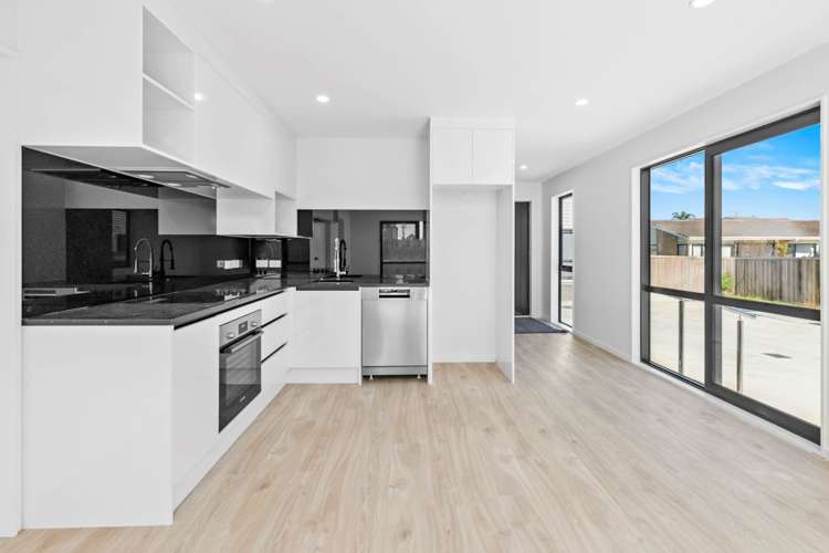 7/13 Kimpton Road Papatoetoe_1