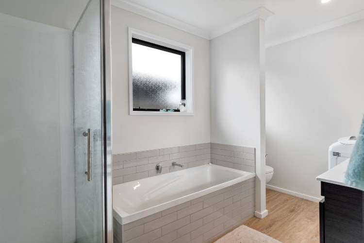 Flat / 92 Te Ranga Memorial Drive 11554_2