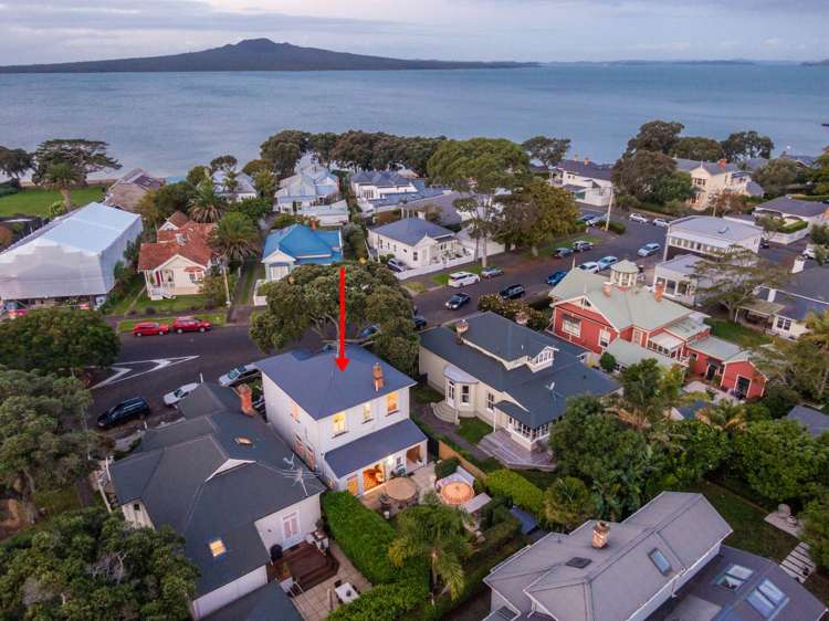 5 Oxford Terrace Devonport_10