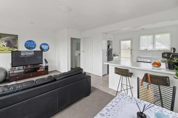 47 & 49 Miller Street Glenholme_28